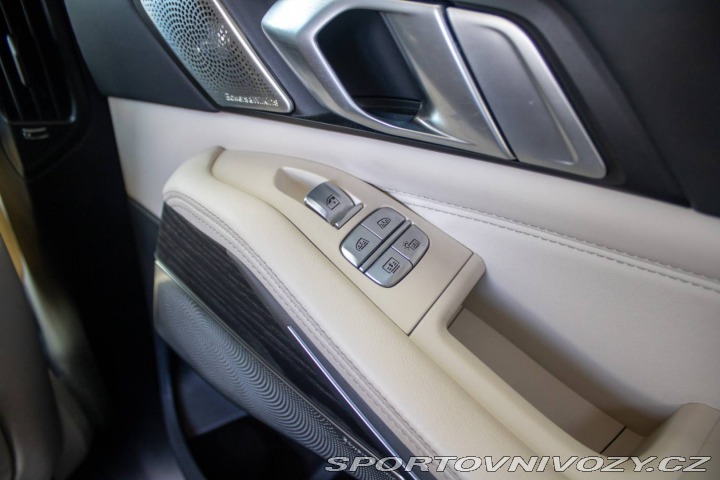 BMW X7 40d M-packet mHEV /AJ NA 2020