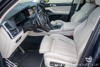 BMW X7 40d M-packet mHEV /AJ NA 2020