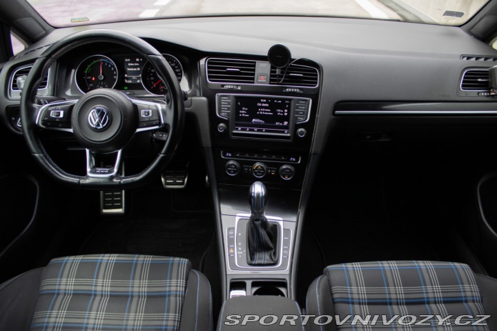 Volkswagen Golf GTE 1.4 TSI 150kW / AJ N 2016