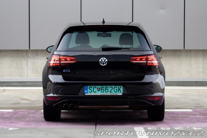 Volkswagen Golf GTE 1.4 TSI 150kW / AJ N 2016