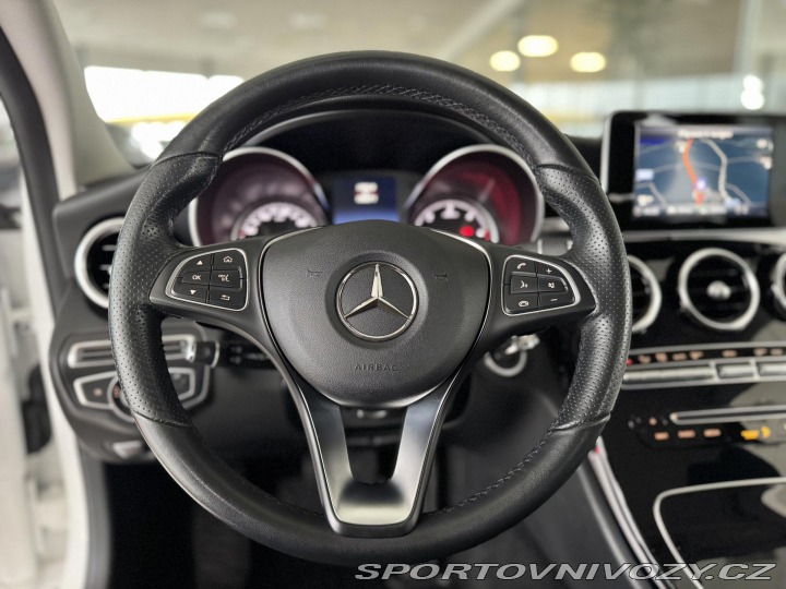 Mercedes-Benz C 220d 4Matic AMG*REZERVACE 2017