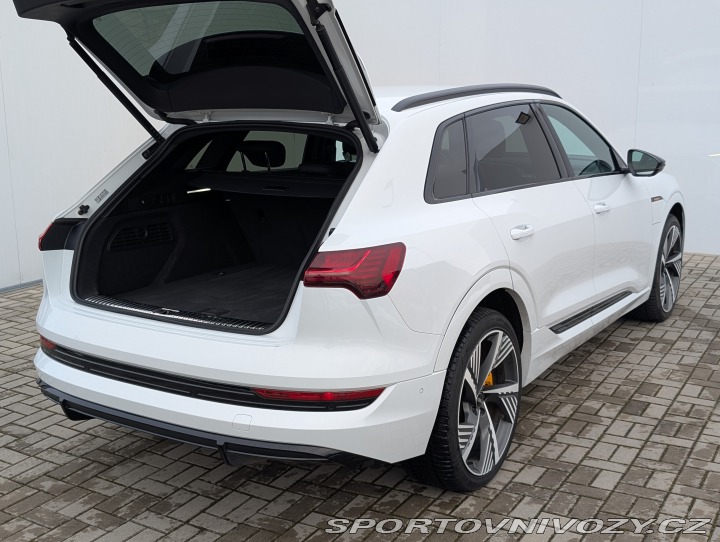 Audi Ostatní modely E-tron S-Line 55 Quattro 2022