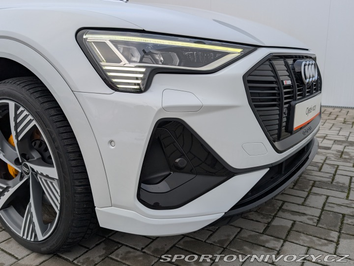 Audi Ostatní modely E-tron S-Line 55 Quattro 2021