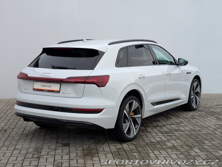Audi Ostatní modely E-tron S-Line 55 Quattro 2021