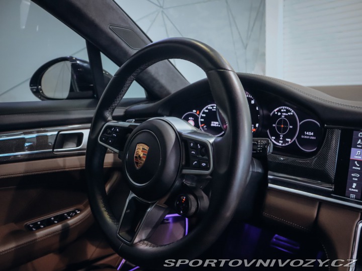 Porsche Panamera GTS Sport Turismo 338 kW 2020