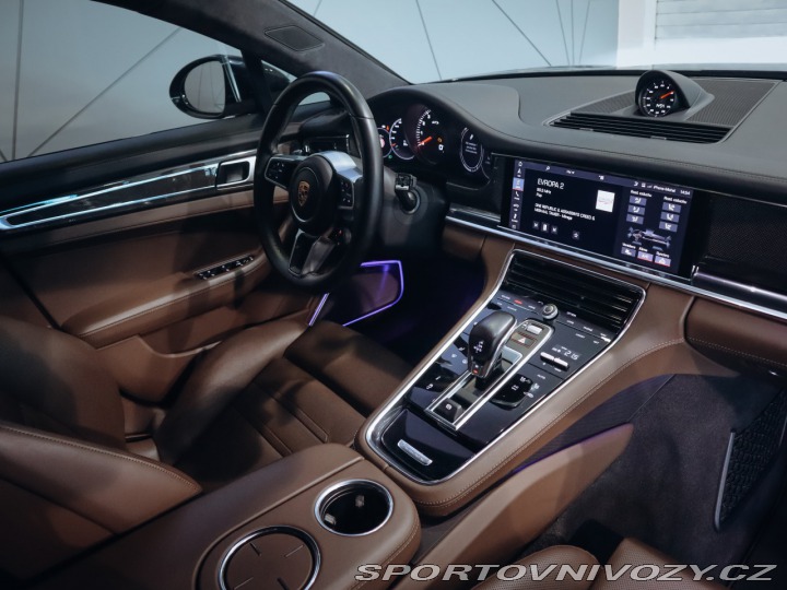 Porsche Panamera GTS Sport Turismo 338 kW 2020