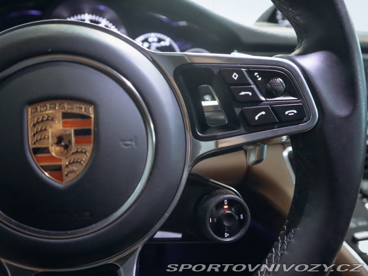 Porsche Panamera GTS Sport Turismo 338 kW 2020