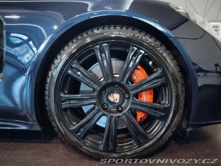 Porsche Panamera GTS Sport Turismo 338 kW 2020