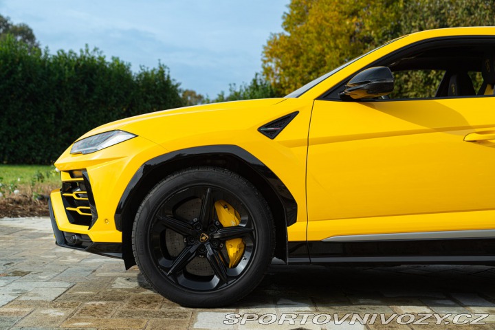 Lamborghini Urus  2019