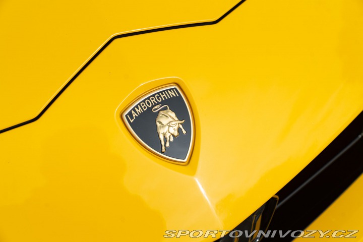 Lamborghini Urus  2019