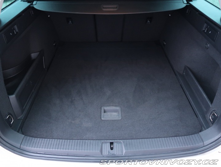 Volkswagen Ostatní modely Passat R-Line 2.0 BiTDI 2018