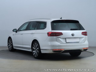 Volkswagen Ostatní modely Passat R-Line 2.0 BiTDI 2018