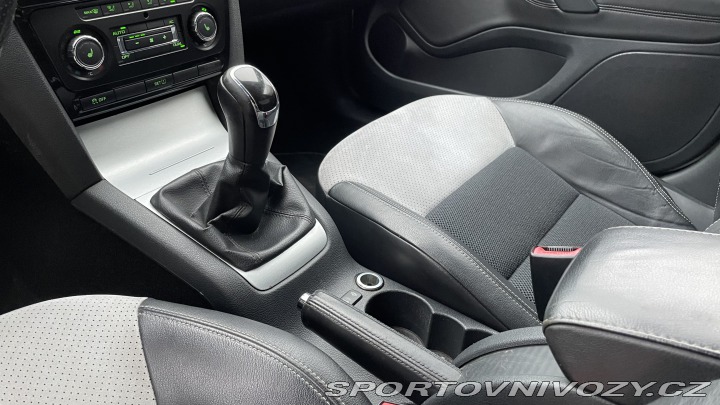 Škoda Octavia RS 2.0TDi RS WEBASTO 2011