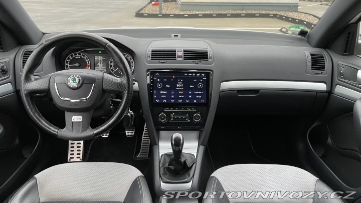 Škoda Octavia RS 2.0TDi RS WEBASTO 2011
