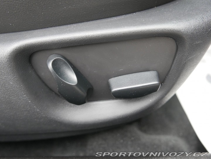 Jaguar X-Type 3,0L V6 4x4 REZERVACE 2010