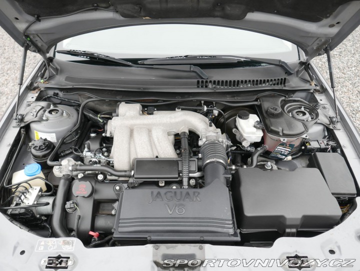 Jaguar X-Type 3,0L V6 4x4 REZERVACE 2010