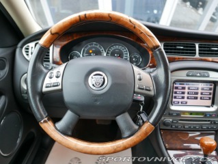 Jaguar X-Type 3,0L V6 4x4 REZERVACE 2010