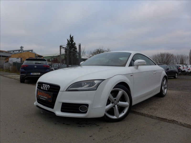 Audi TT 1,8 TFSI S-LINE, KŮŽE