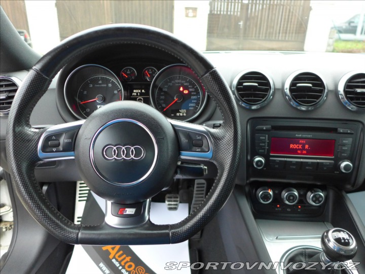 Audi TT 1,8 TFSI S-LINE, KŮŽE 2010
