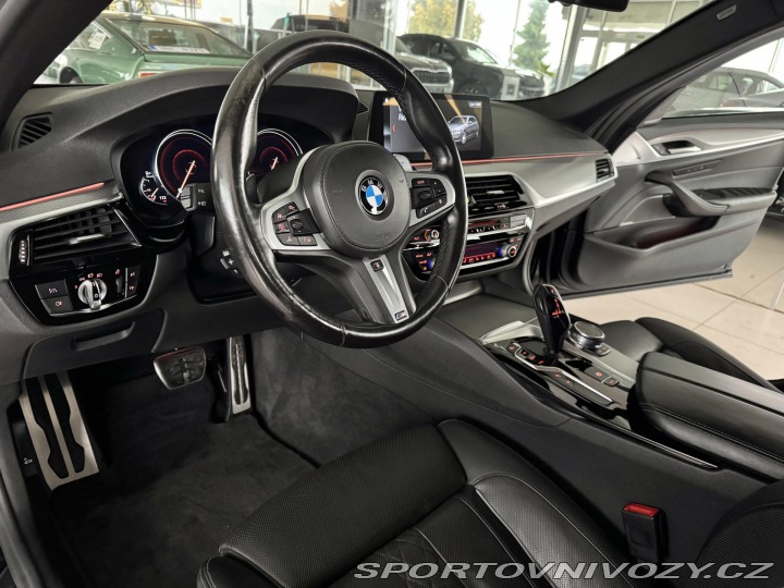 BMW 5 M550d xDrive*NightVision* 2019