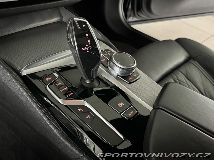 BMW 5 M550d xDrive*NightVision* 2019