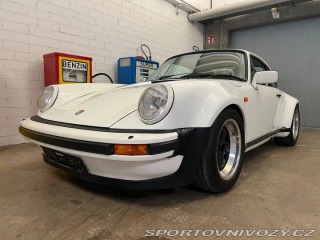 Porsche 911 Carrera 1988