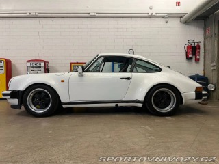 Porsche 911 Carrera 1988