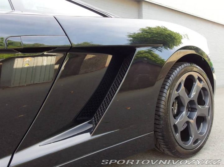 Lamborghini Gallardo 5.0 litrový V10 2007
