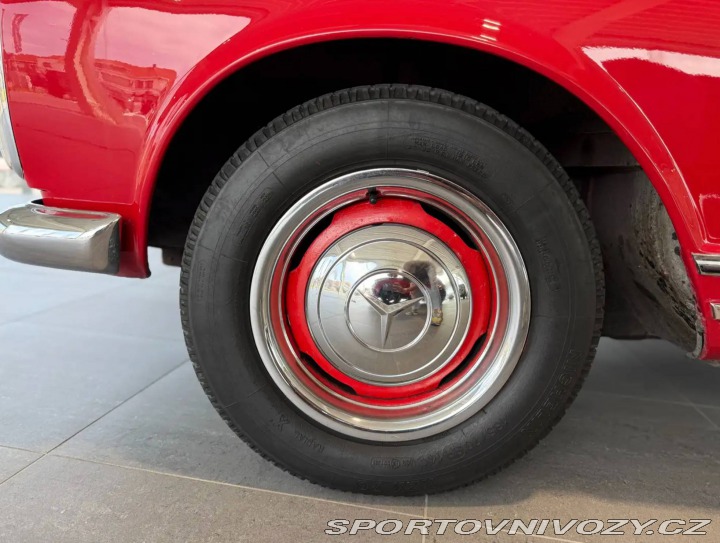 Mercedes-Benz SL 230 Pagoda 1966