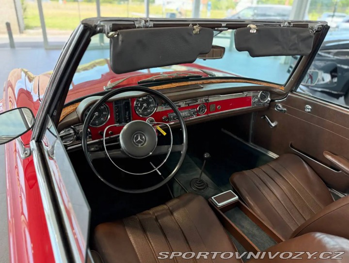 Mercedes-Benz SL 230 Pagoda 1966
