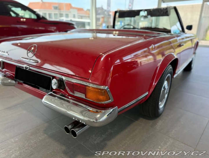 Mercedes-Benz SL 230 Pagoda 1966