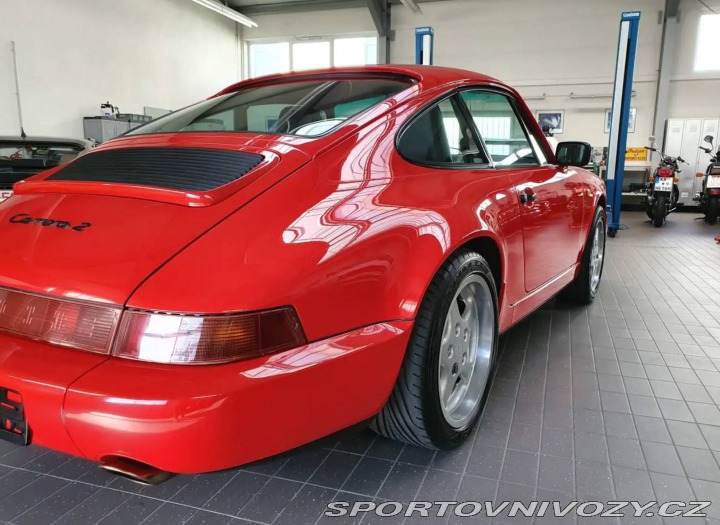 Porsche 911 964 Carrera 2 1990