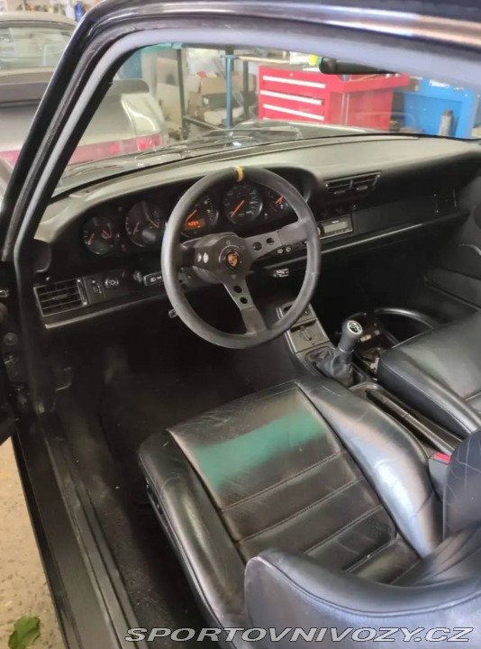 Porsche Carrera GT 911 Carrera 2 1991