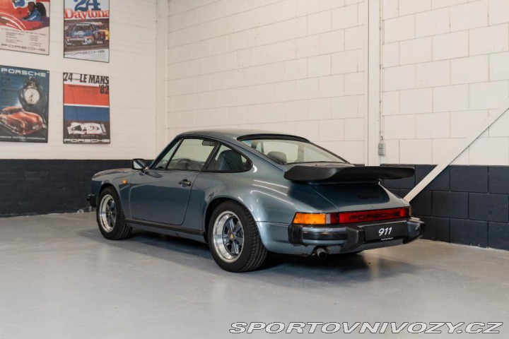 Porsche 911 Carrera 3.2 coupé 1984
