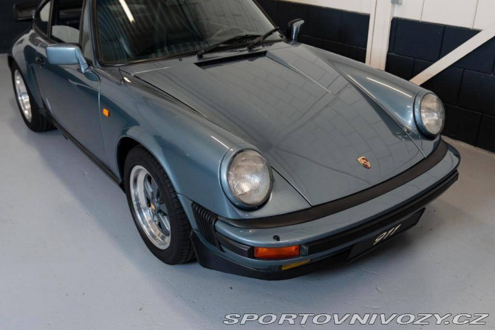Porsche 911 Carrera 3.2 coupé 1984