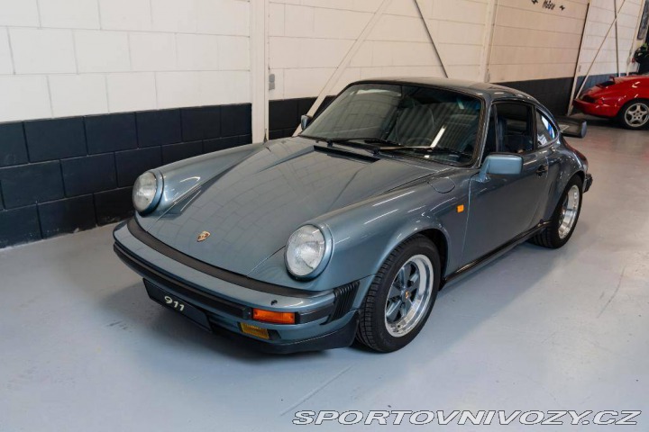Porsche 911 Carrera 3.2 coupé 1984