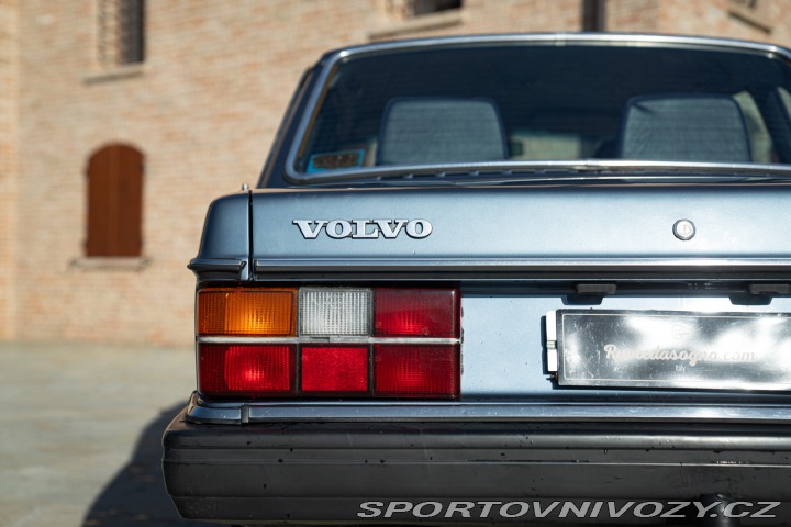 Volvo Ostatní modely 244 GL 2.3L 1984