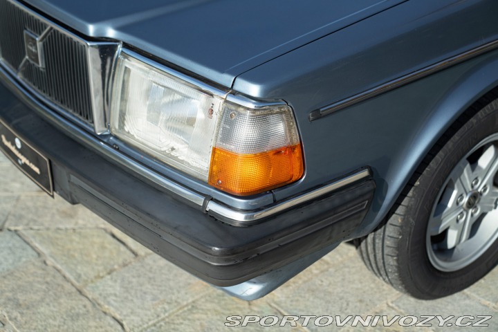 Volvo Ostatní modely 244 GL 2.3L 1984