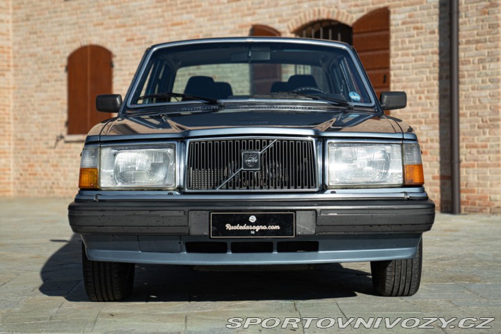 Volvo Ostatní modely 244 GL 2.3L 1984