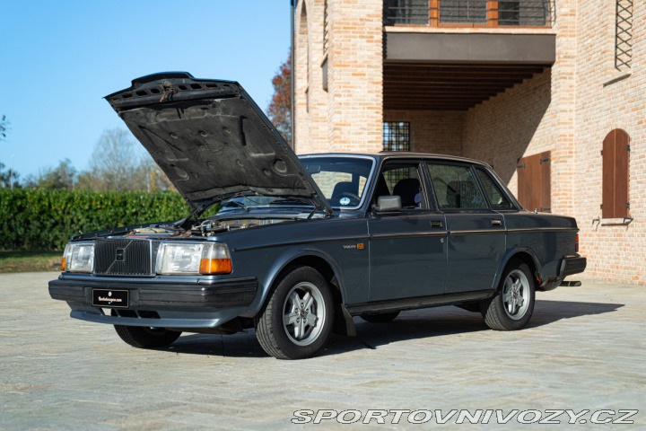 Volvo Ostatní modely 244 GL 2.3L 1984
