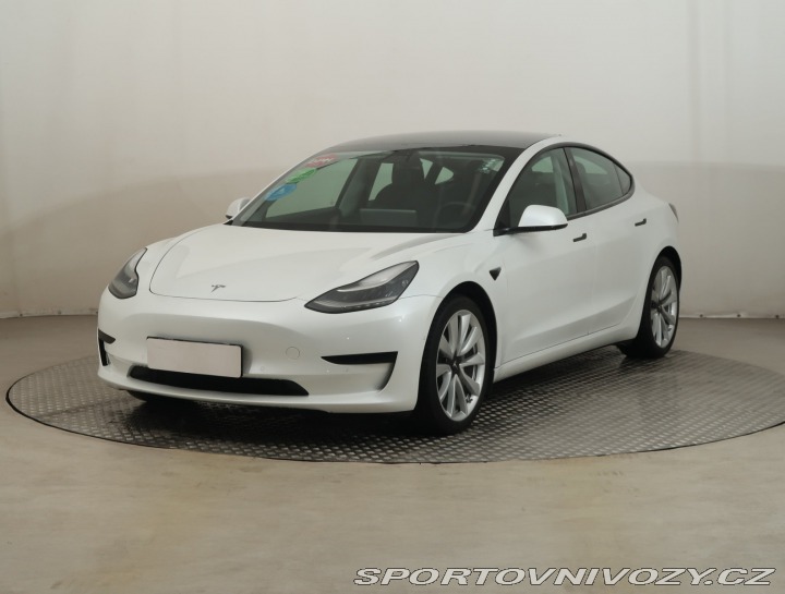 Tesla Model 3 Std Range Plus 52kWh 2020