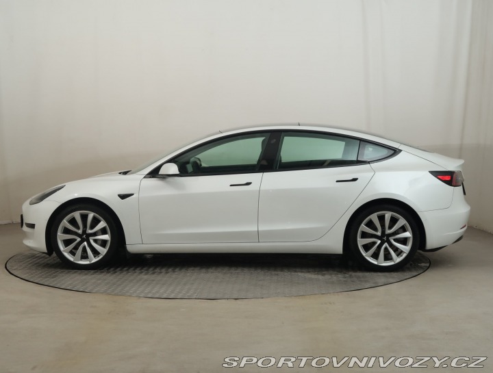 Tesla Model 3 Std Range Plus 52kWh 2020