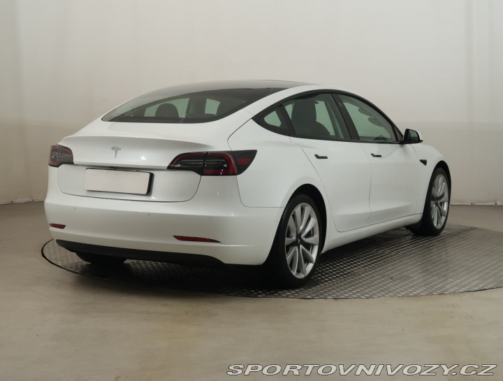 Tesla Model 3 Std Range Plus 52kWh 2020