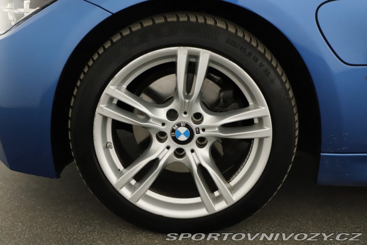 BMW 3 Edition Sport 330e iPerfo 2018