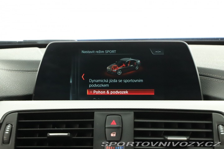 BMW 3 Edition Sport 330e iPerfo 2018