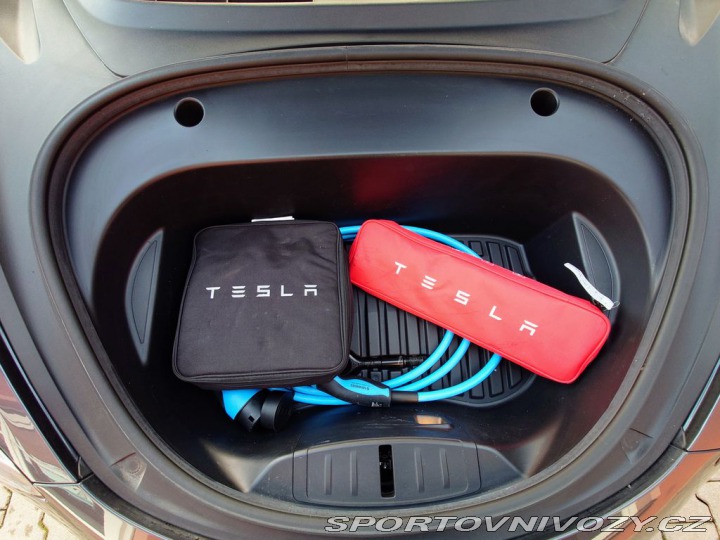 Tesla Model 3 Standard Range Plus 239 k 2021