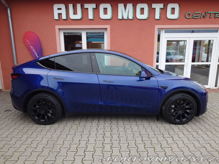 Tesla Model Y Long Range Dual Motor 378 2022