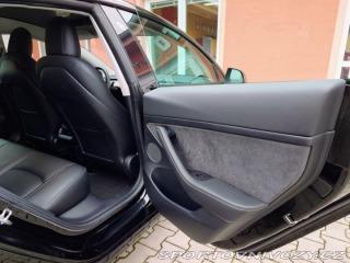 Tesla Model 3 Standard Range Plus 239 k 2021