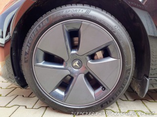 Tesla Model 3 Standard Range Plus 239 k 2021