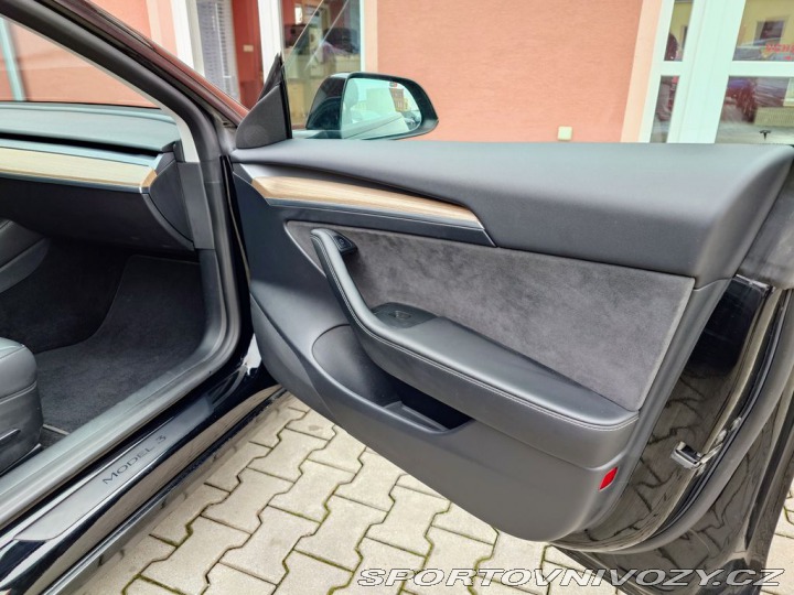 Tesla Model 3 Dual Motor Long Range 366 2023